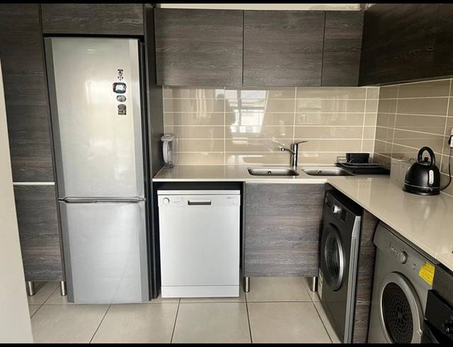 1 BEDROOM APARTMENT FOR SALE IN OLIVEDALE